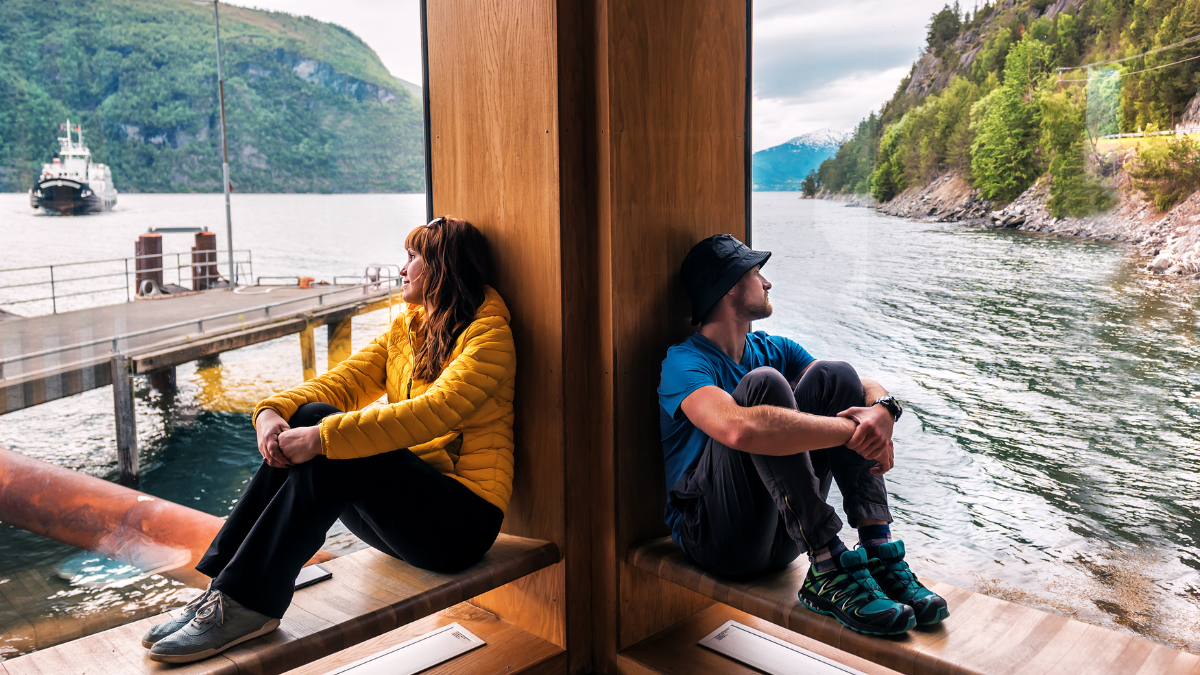 Comparing Popular Couples Counselling Models - Practitioners view - April 2